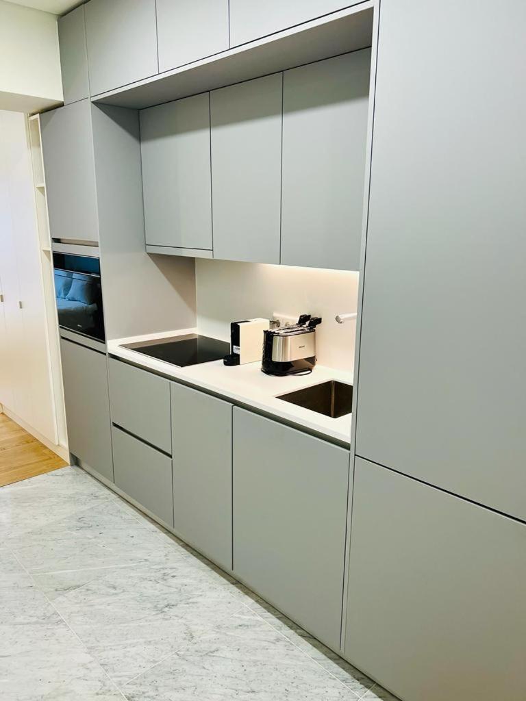 Apartment The Crespo - No 1c - & Terrace Lissabon