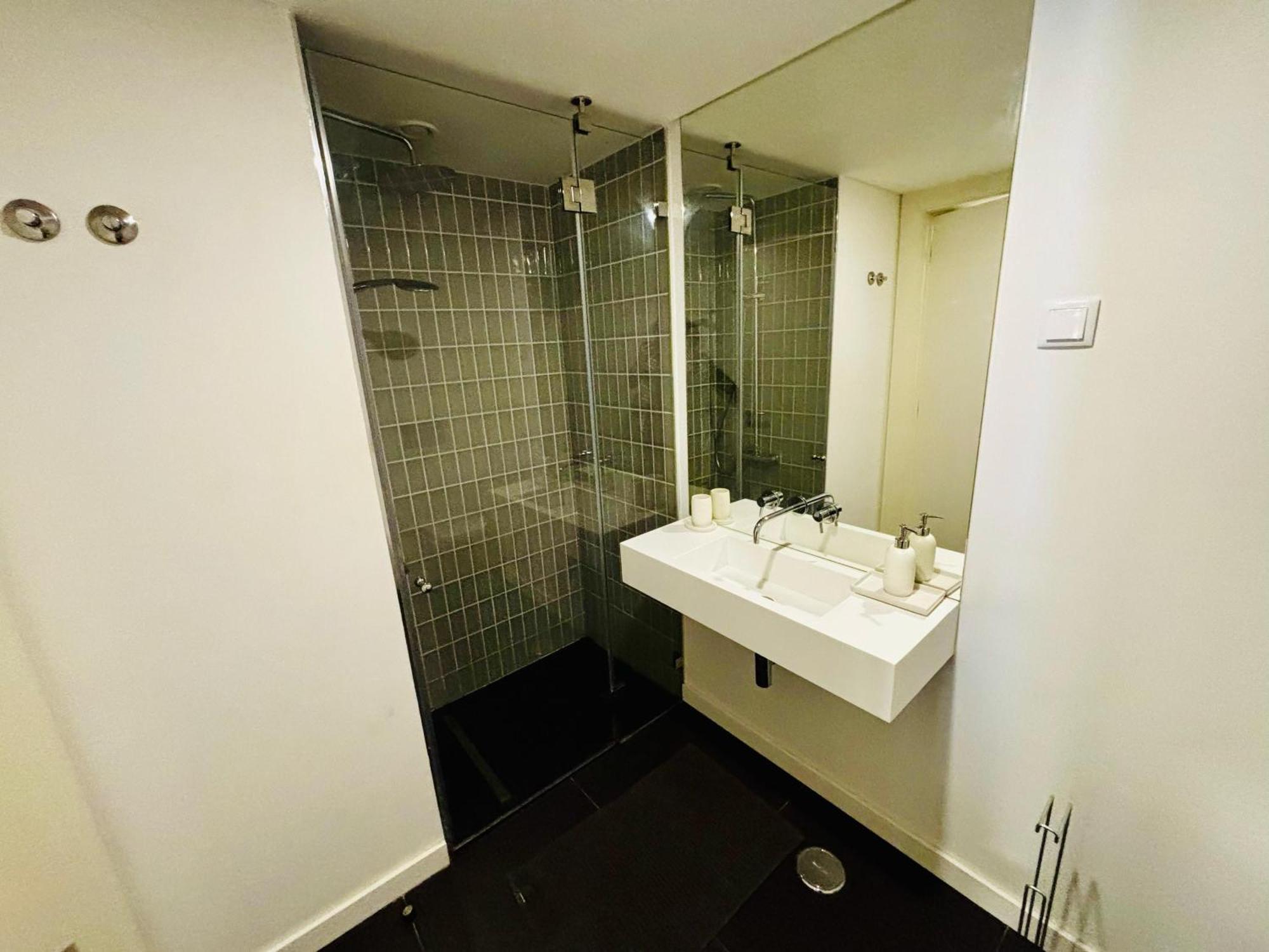 The Crespo - No 1c - & Terrace Apartment