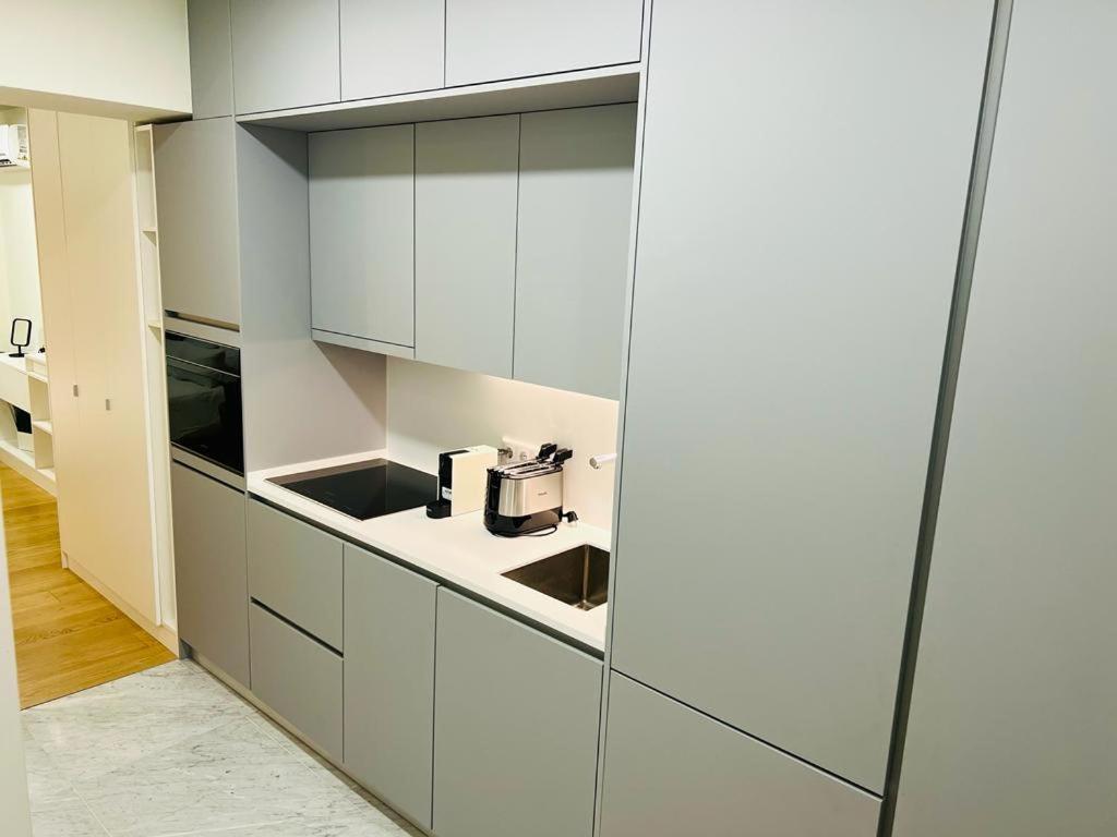 Apartment The Crespo - No 1c - & Terrace Lissabon